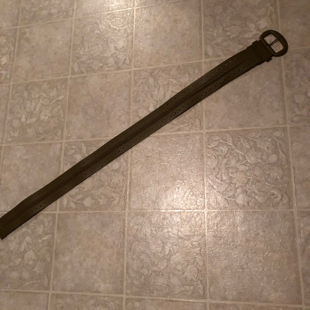 Belt - Picture 1 of 4